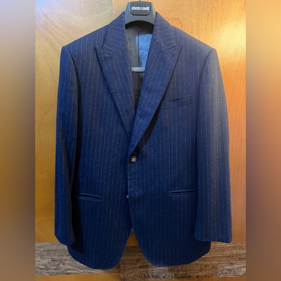 100% Wool Men's Navy Pinstripe Blazer
